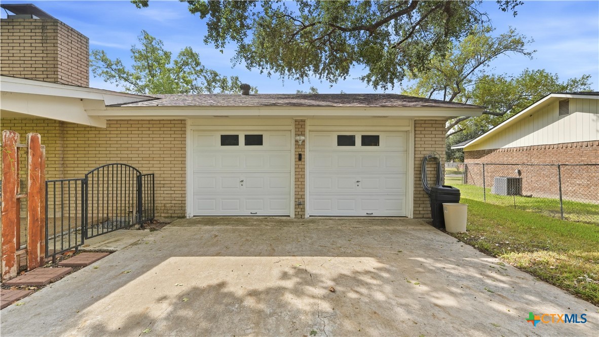 1314 Canary Lane Property Photo 27