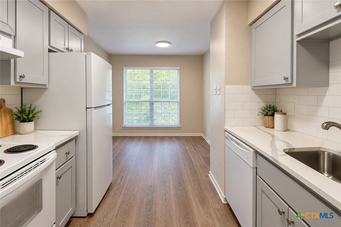 903 S Magnolia Avenue Property Photo 3