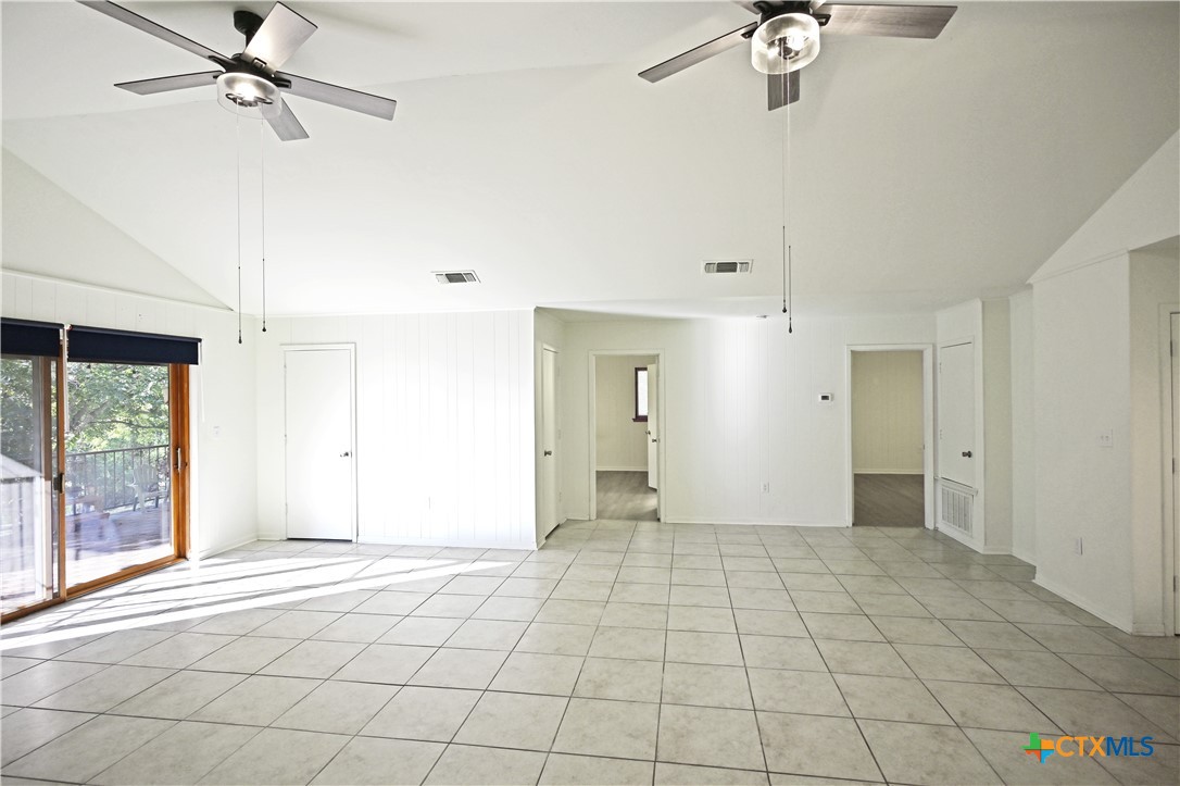 1133 Fox Run Circle Property Photo 15