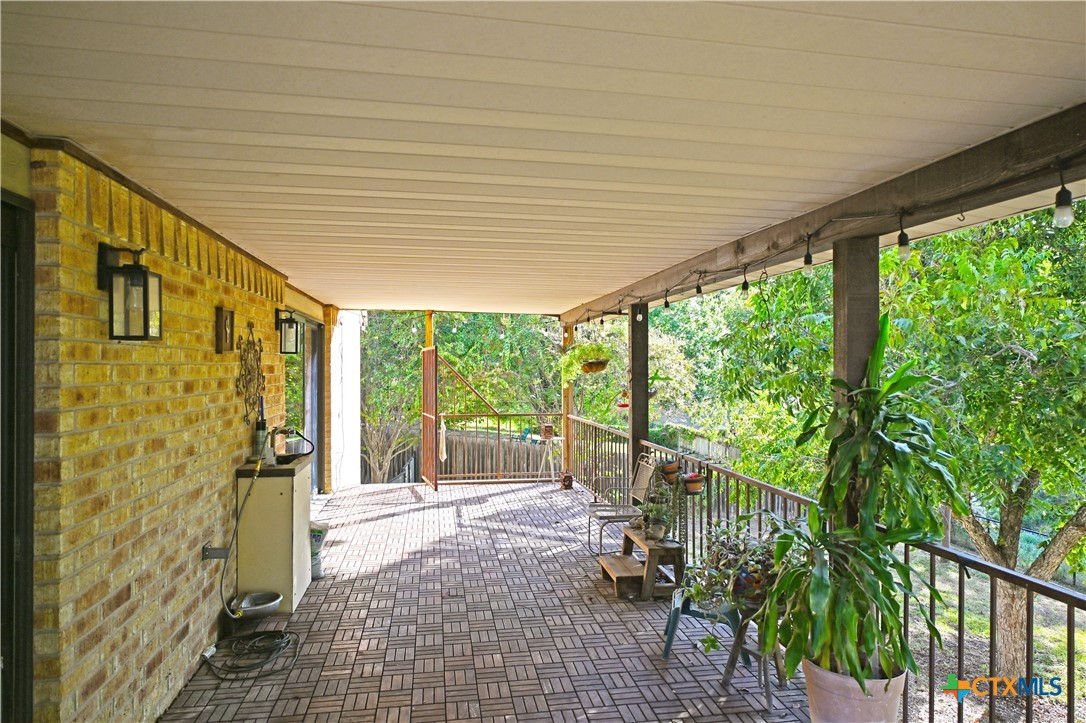 1133 Fox Run Circle Property Photo 38