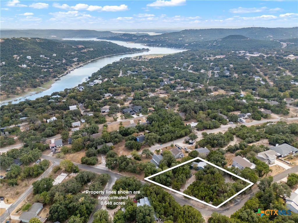 18307 E Lakeview Drive Property Photo 3