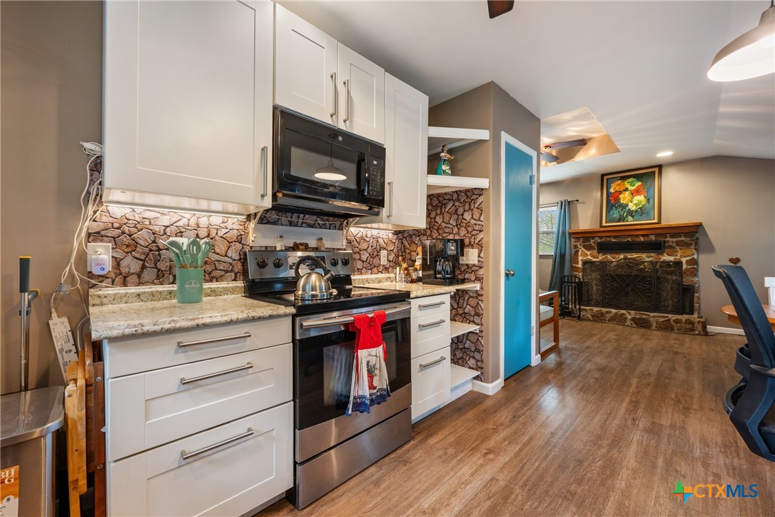 18307 E Lakeview Drive Property Photo 17