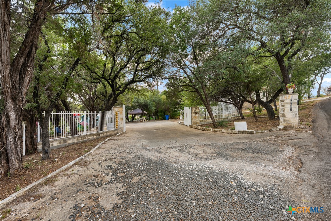 18307 E Lakeview Drive Property Photo 32