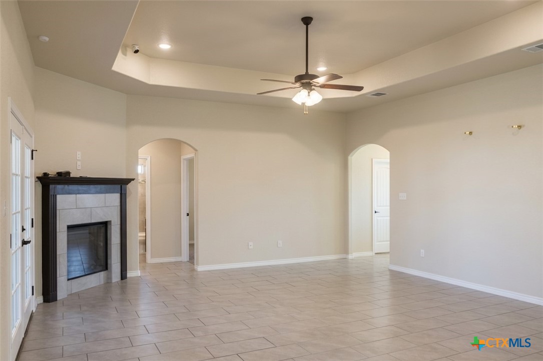2509 Meadow Lark Drive Property Photo 7
