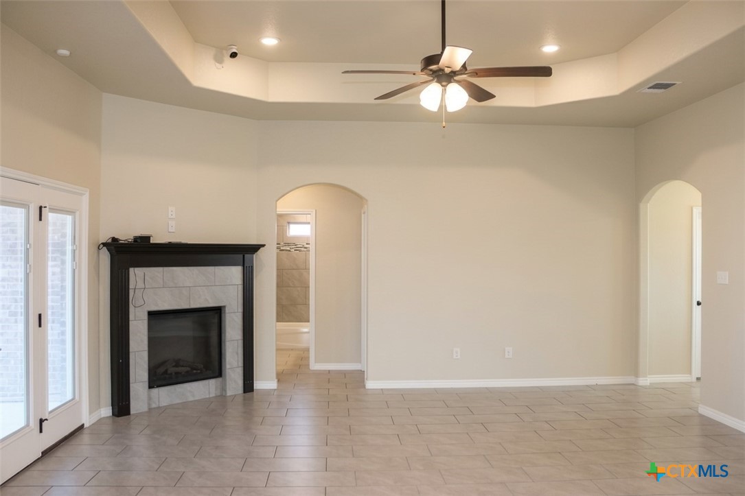 2509 Meadow Lark Drive Property Photo 8