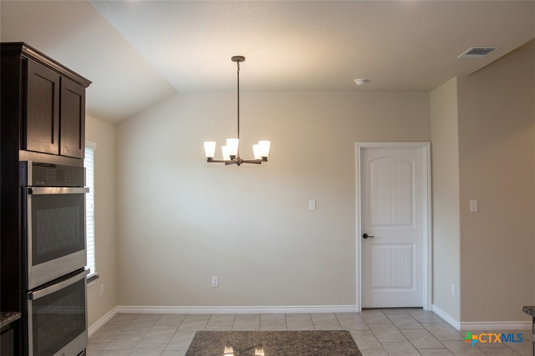 2509 Meadow Lark Drive Property Photo 9