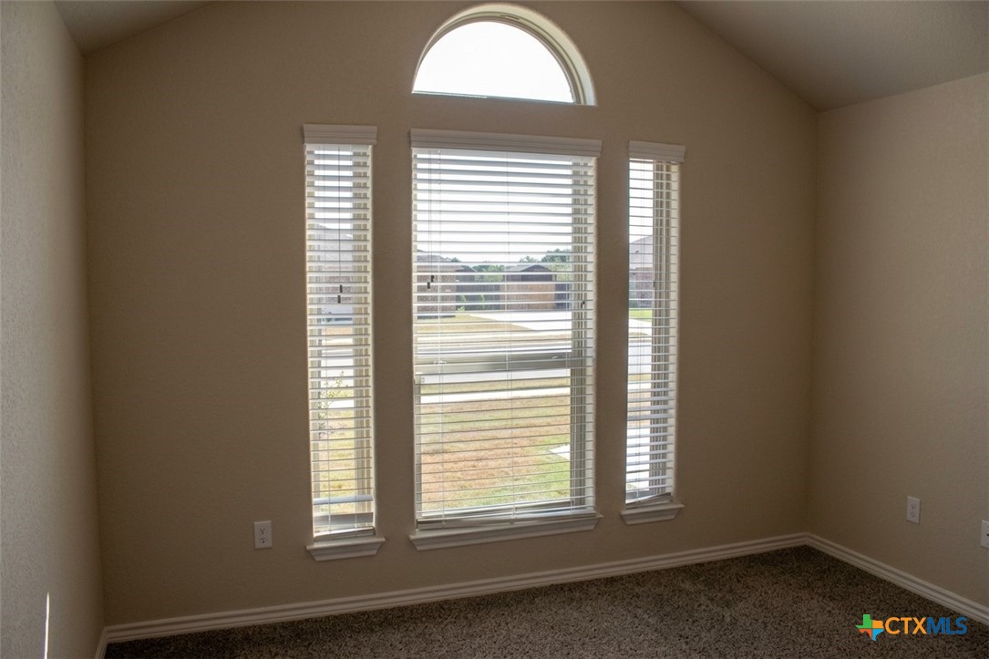 2509 Meadow Lark Drive Property Photo 14