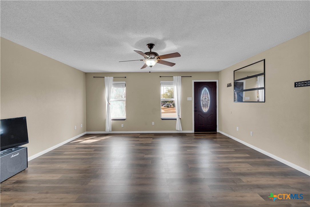 3209 Windfield Drive Property Photo 4