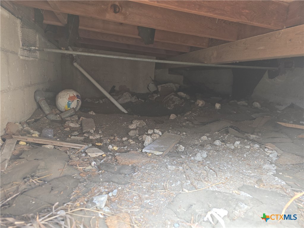 605 Park Street Property Photo 29