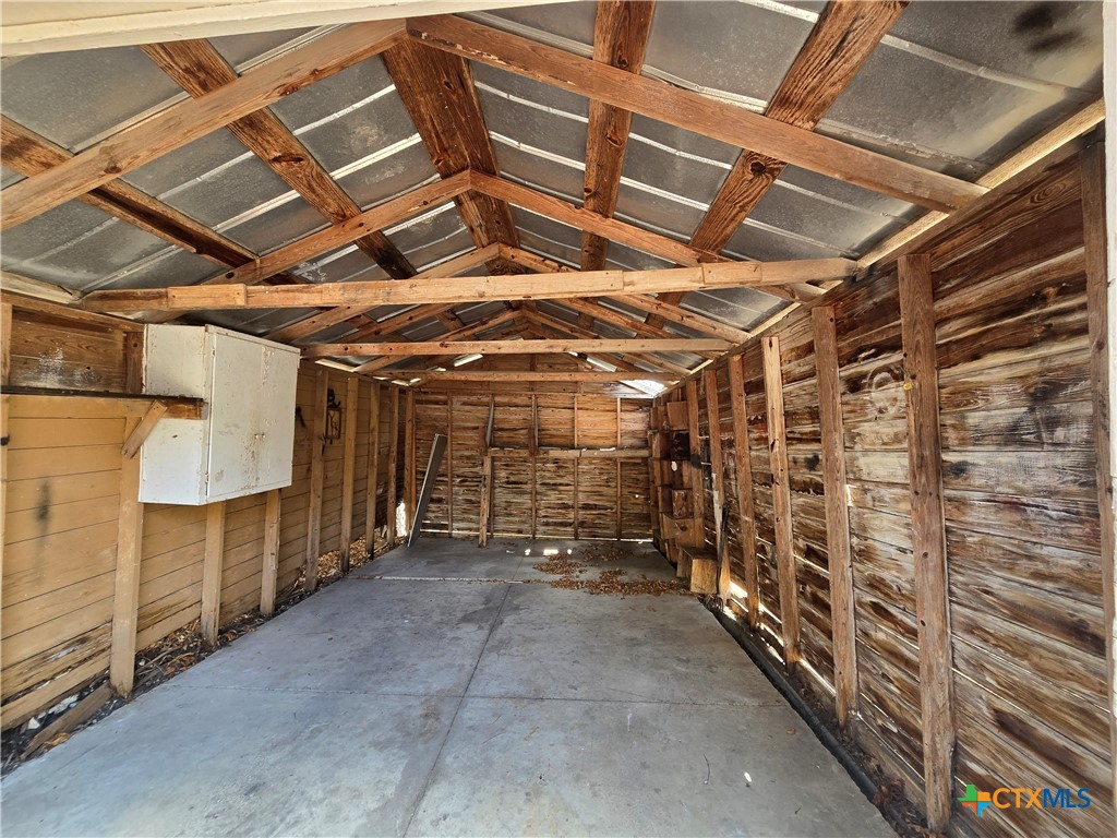 605 Park Street Property Photo 30