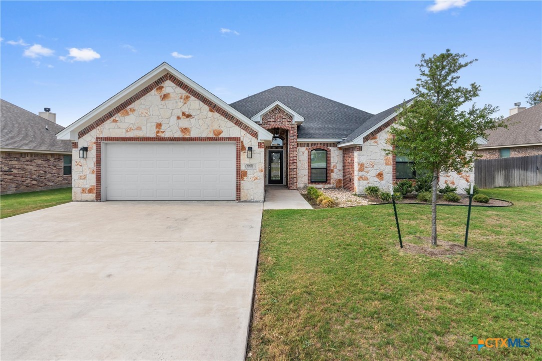 965 Northern Dancer Drive Property Photo 1
