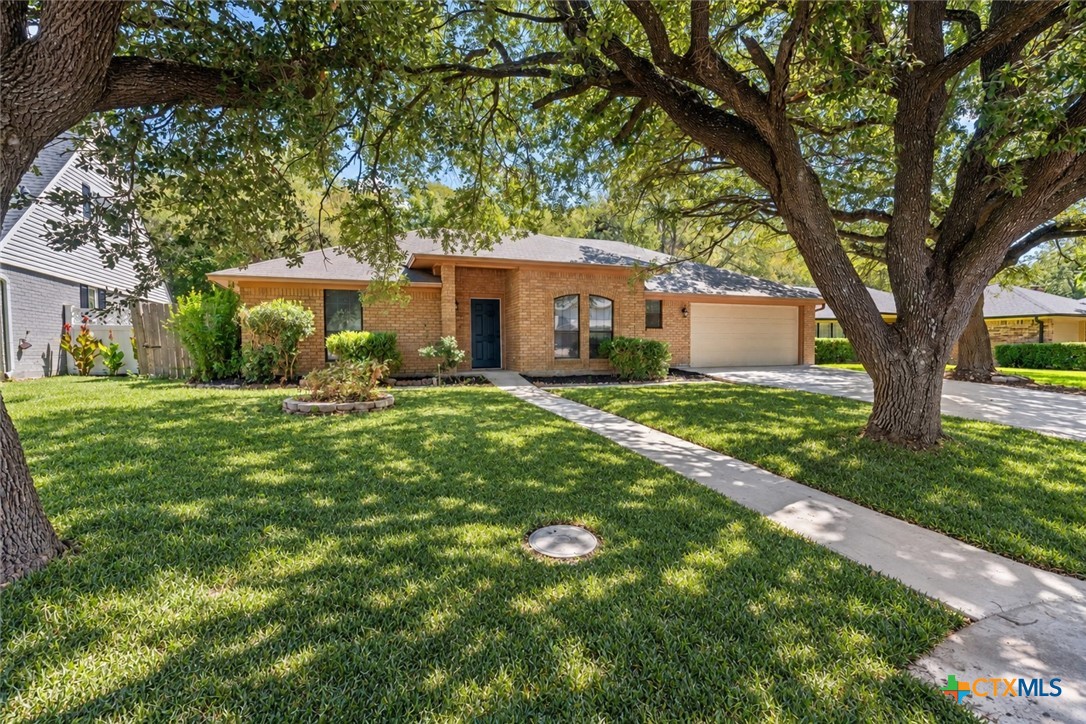 3213 Pecan Valley Drive Property Photo 3