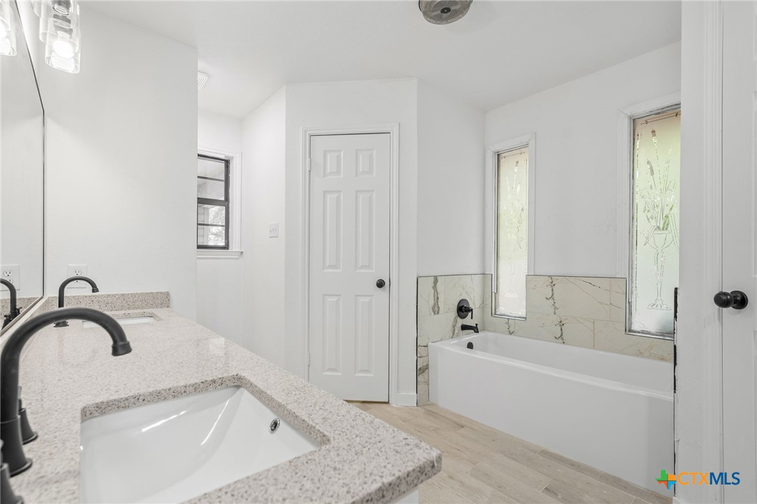 3213 Pecan Valley Drive Property Photo 20