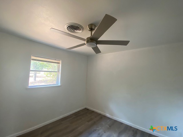 203 E 14th Avenue Property Photo 8