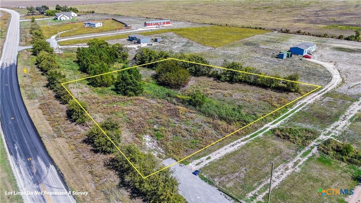 4017 Fm 438 Property Photo 2