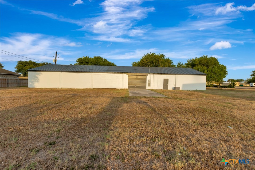 104 Cozzi Circle Property Photo 4