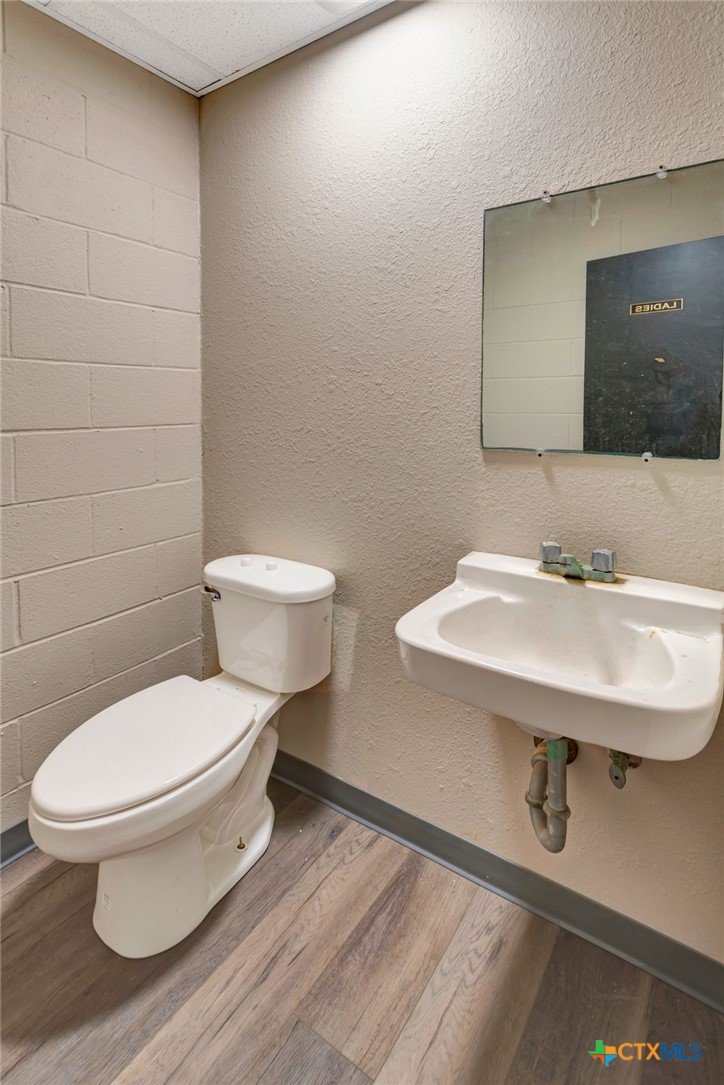 104 Cozzi Circle Property Photo 15