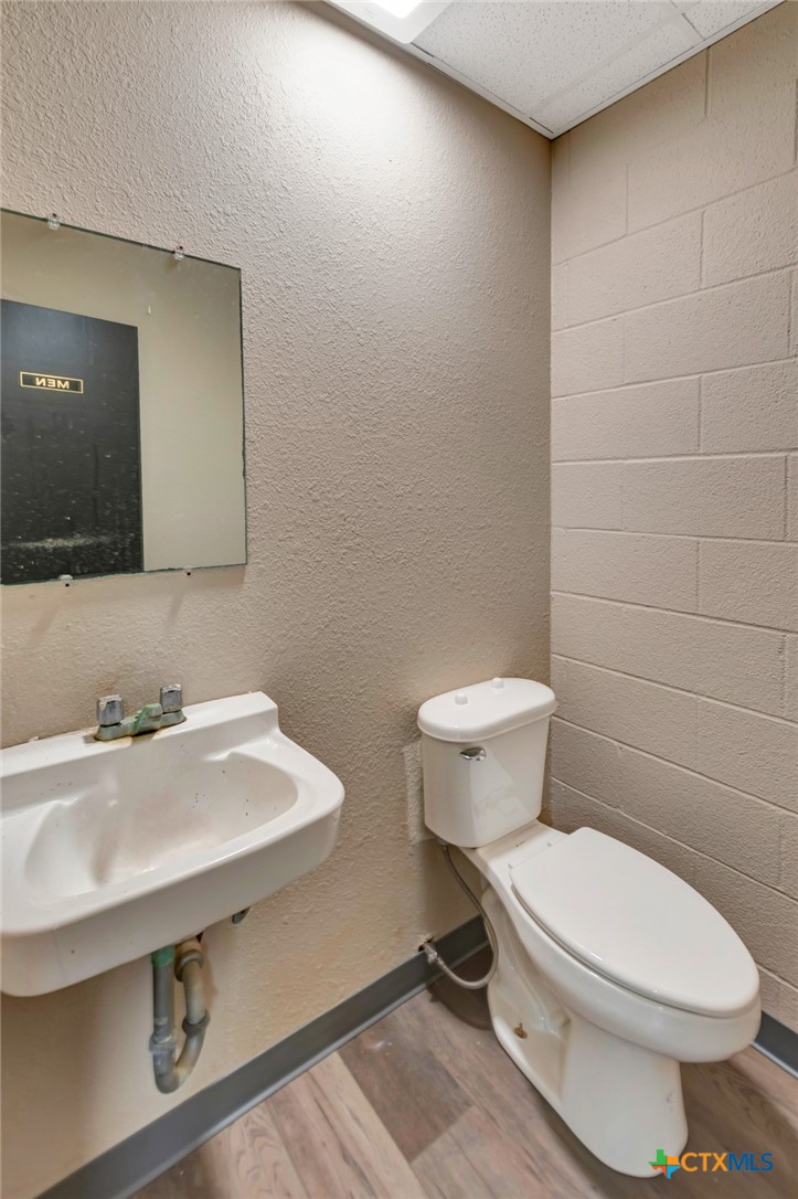 104 Cozzi Circle Property Photo 16