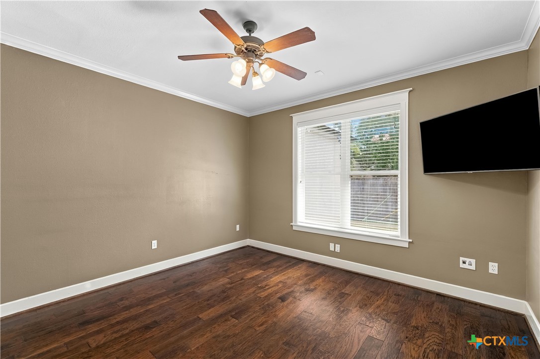 410 Iron Gate Property Photo 21