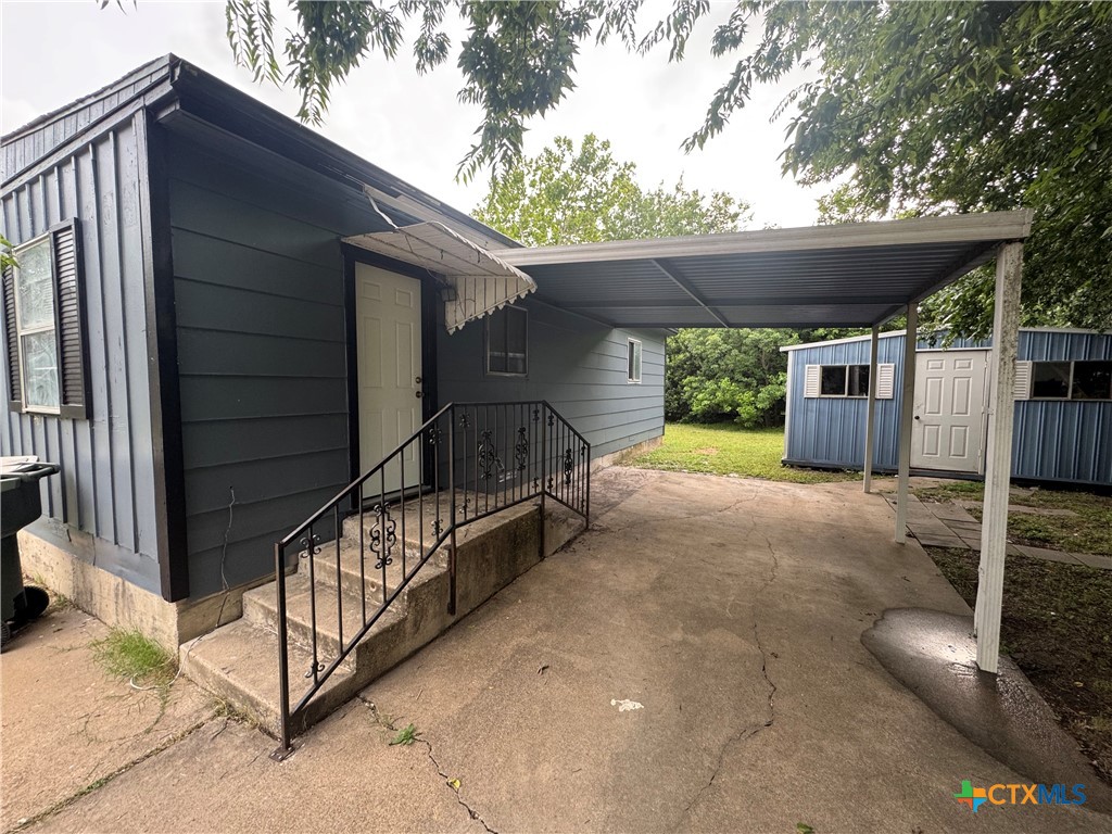 403 Eugene Circle Property Photo 5