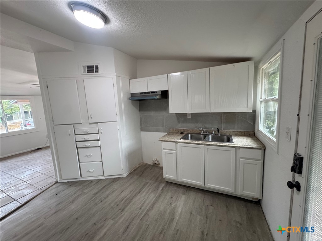 813 Evergreen Drive Property Photo 8