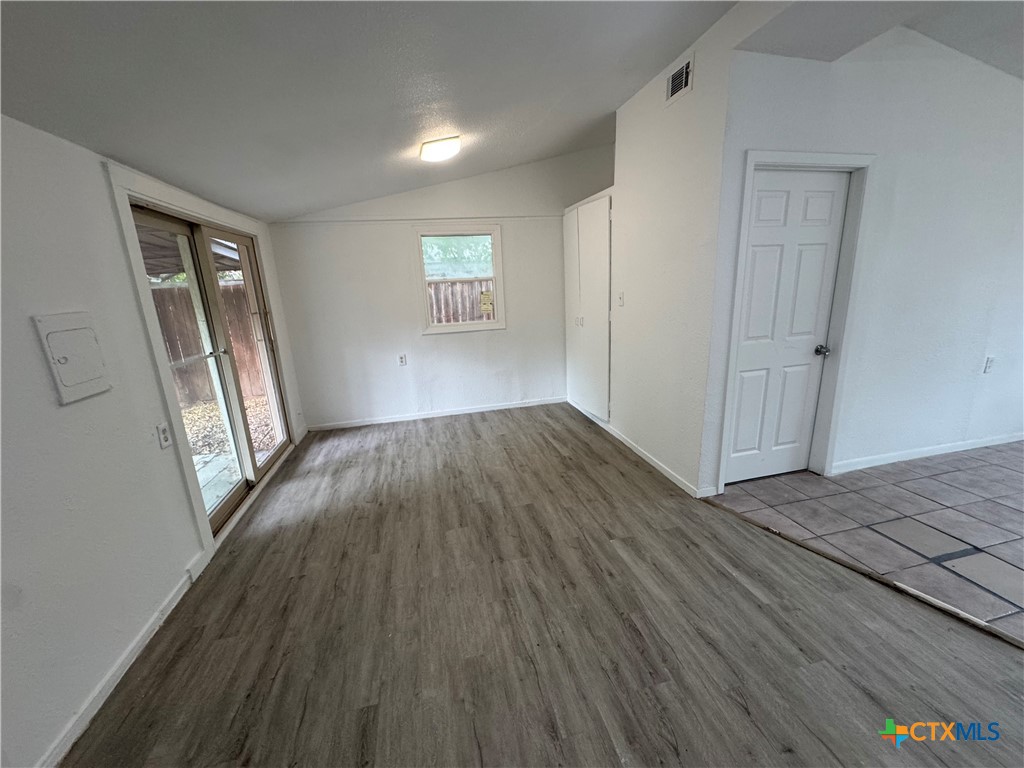 813 Evergreen Drive Property Photo 9