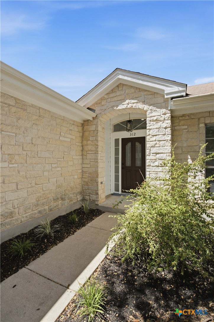312 Debora Drive Property Photo 1