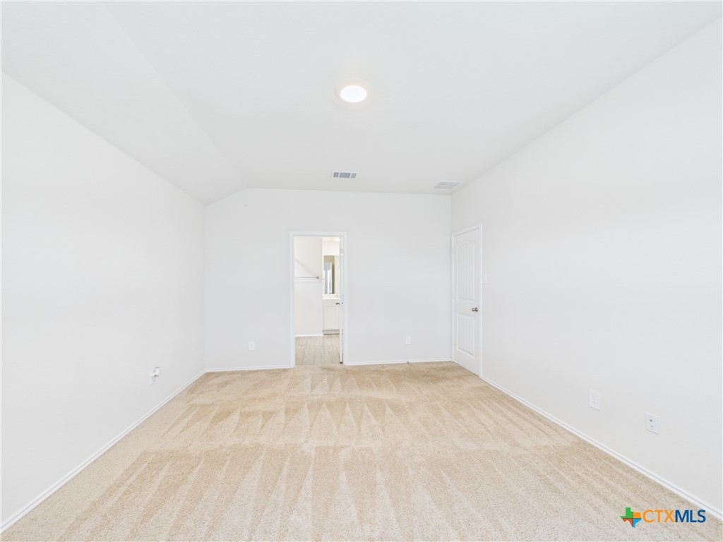 208 Ida Loop Property Photo 14
