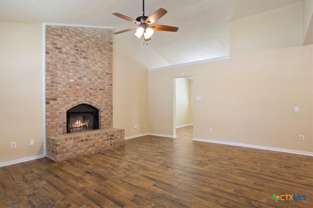 712 Brazos Drive Property Photo 6