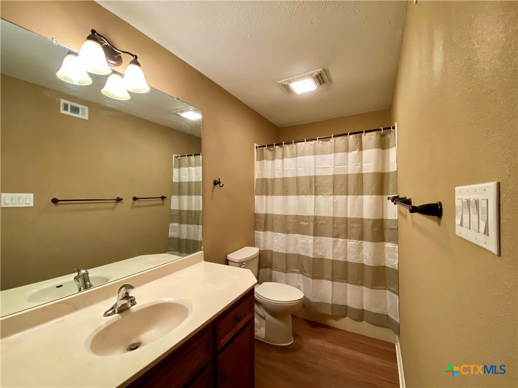 105 Blanco Street Property Photo 10