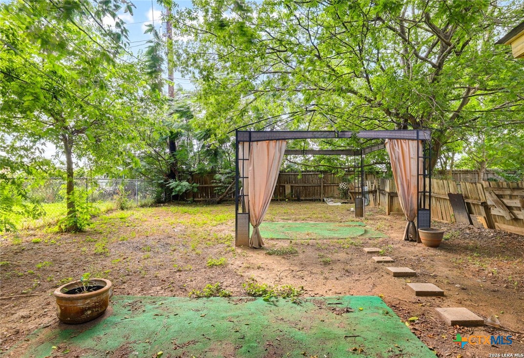 1502 Eichen Road Property Photo 24