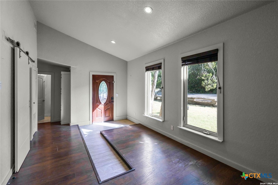 1200 Hinch Drive Property Photo 20