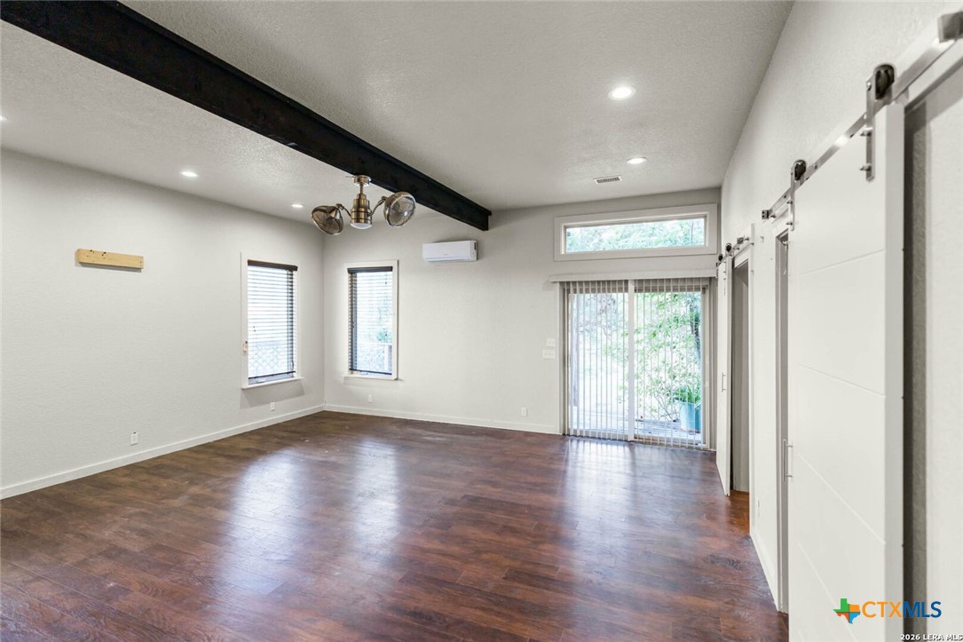 1200 Hinch Drive Property Photo 25
