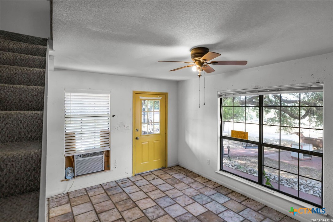 1200 Hinch Drive Property Photo 29