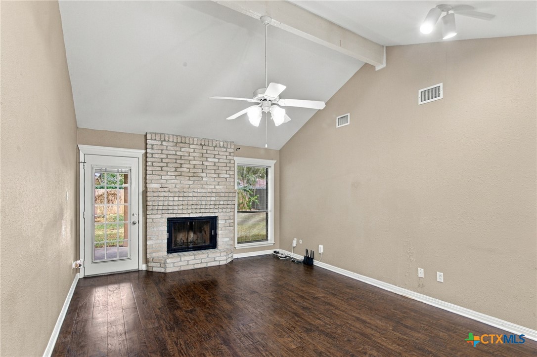 815 Briarwood Street Property Photo 5