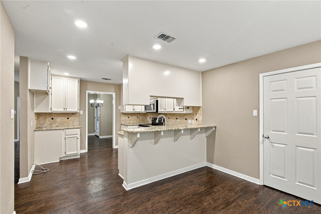 815 Briarwood Street Property Photo 7