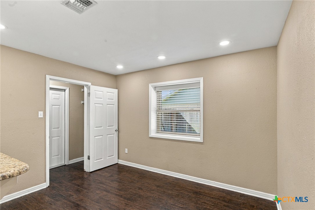 815 Briarwood Street Property Photo 13