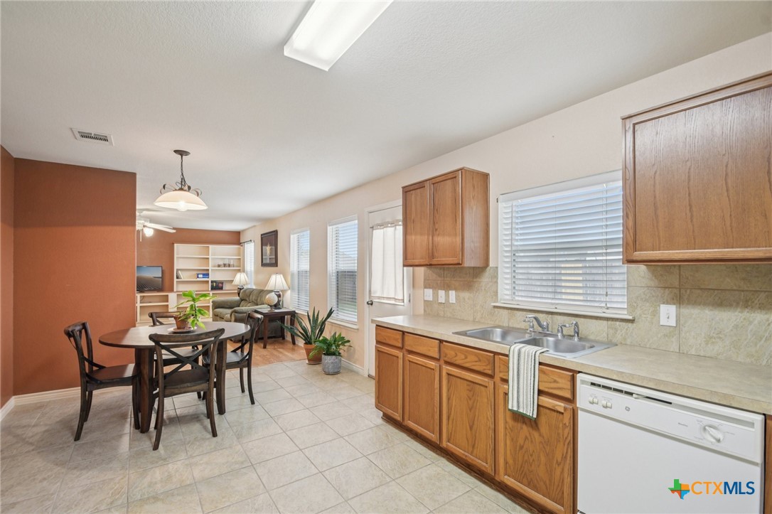 14408 Gurneys Eagle Drive Property Photo 9