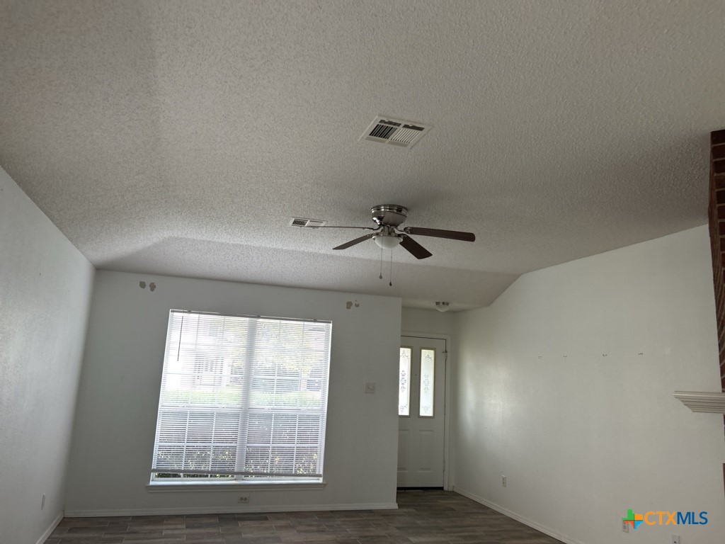 2304 Garrett Drive Property Photo 2