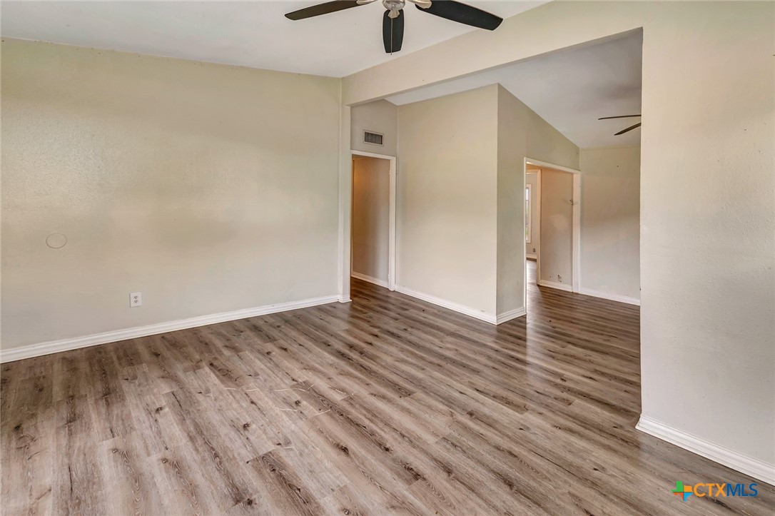 611 Sarah Street Property Photo 15