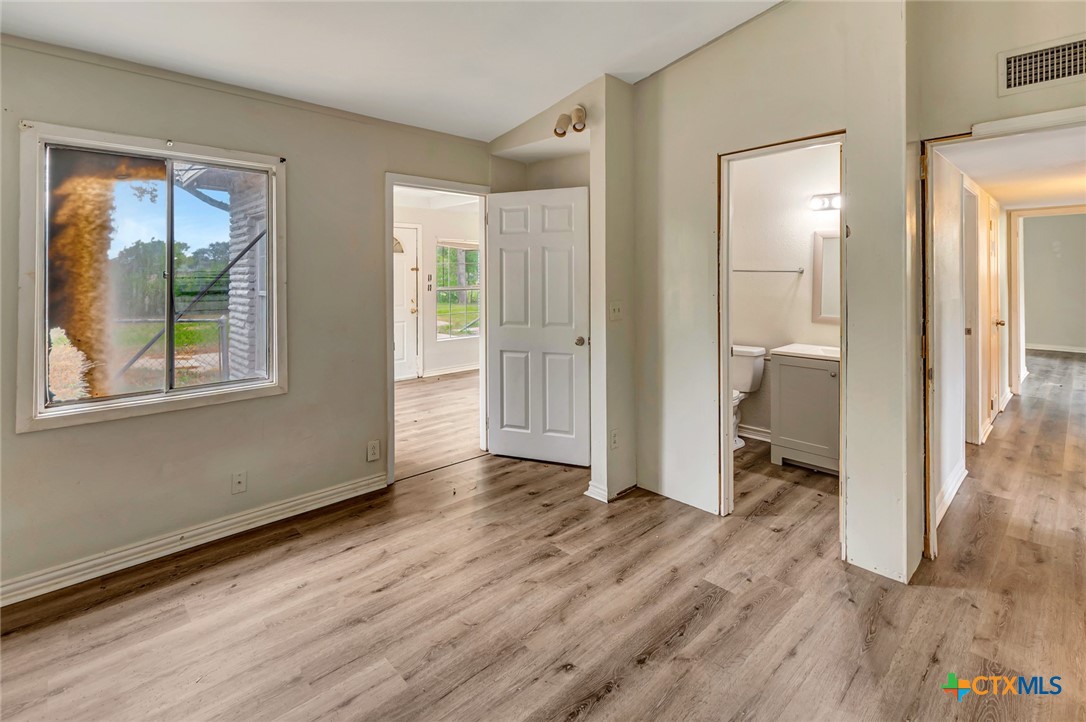 611 Sarah Street Property Photo 35