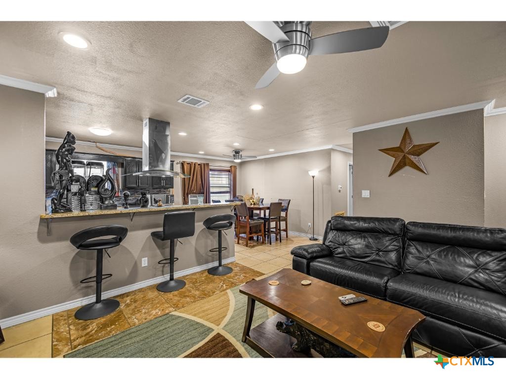 509 S Glendale Street Property Photo 8