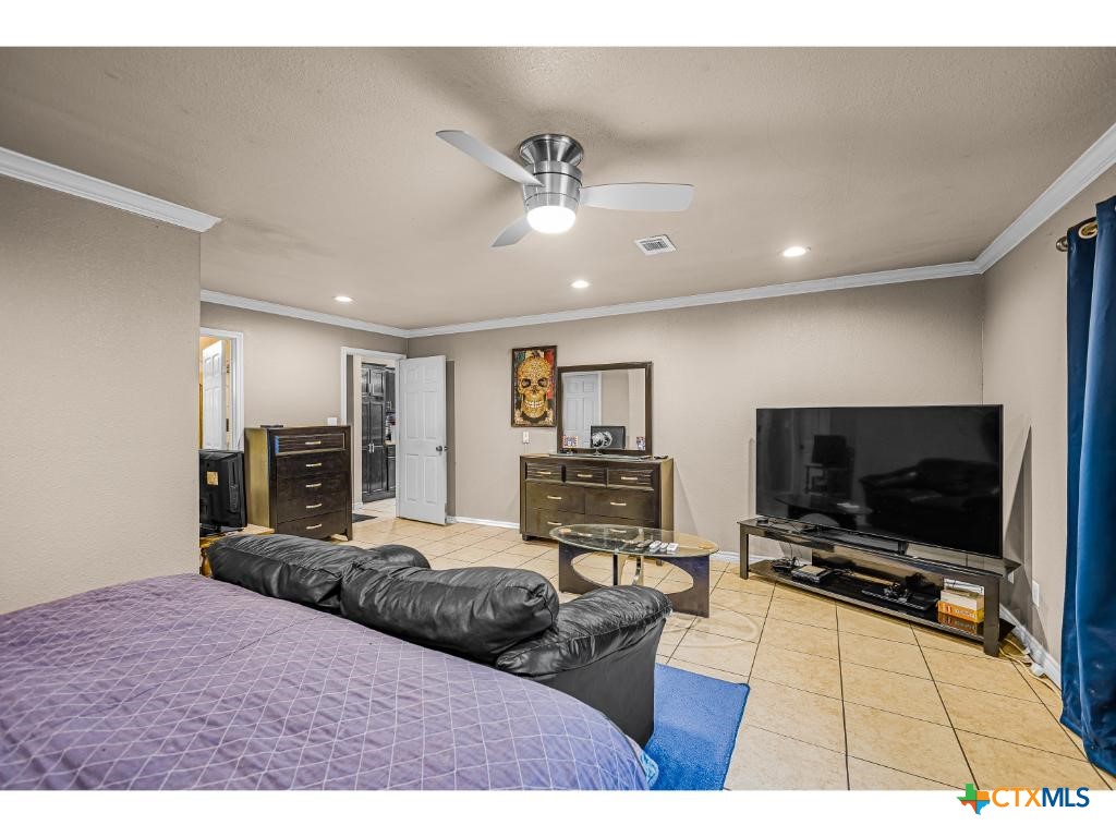 509 S Glendale Street Property Photo 10