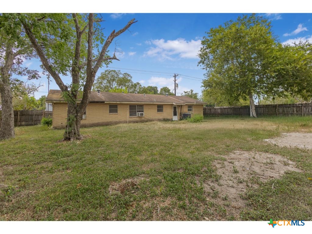 509 S Glendale Street Property Photo 18