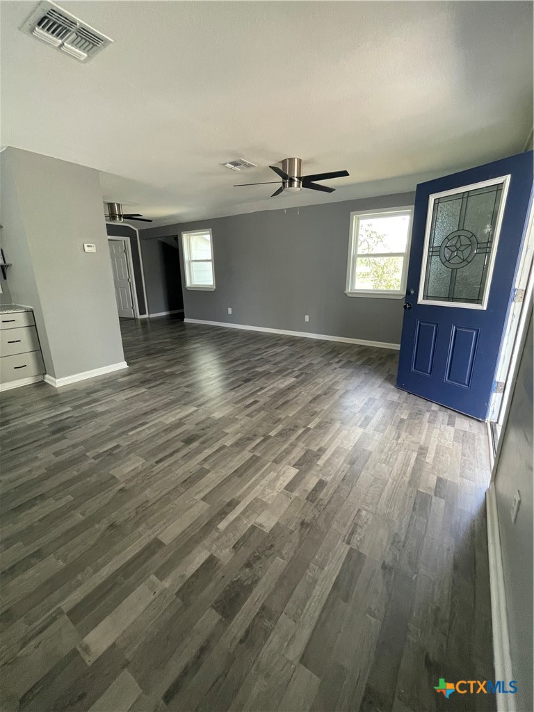 700 & 708 3rd Street Property Photo 8