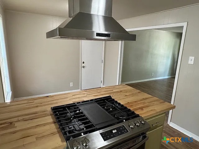 428 Aguila Street Property Photo 9