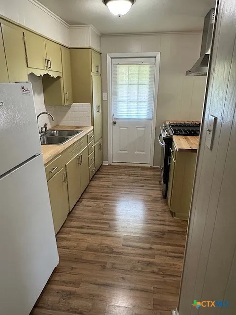 428 Aguila Street Property Photo 10
