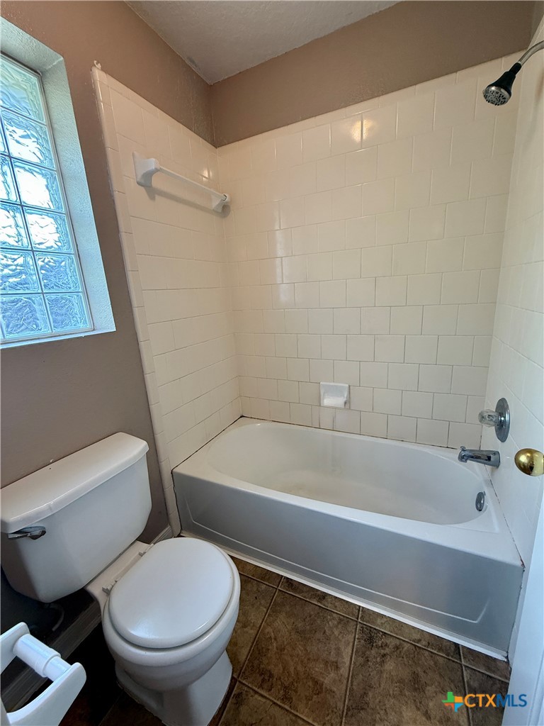 302 Renee Drive Property Photo 10