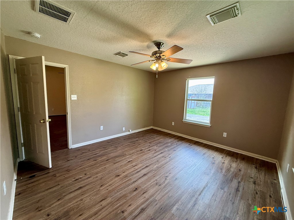 302 Renee Drive Property Photo 13