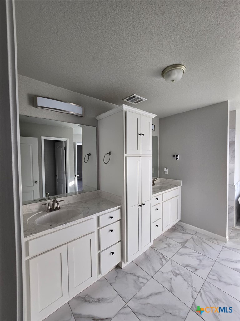 811 Marlow Cove Property Photo 19